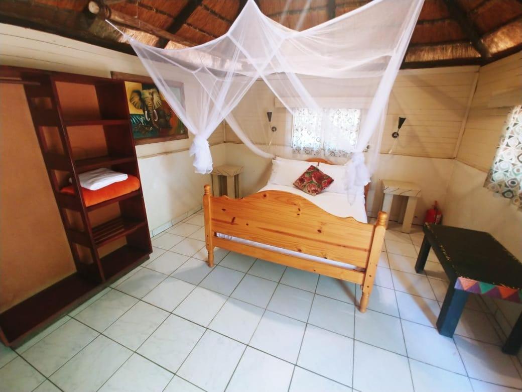 Pumusa Bushcamp Hluhluwe Εξωτερικό φωτογραφία