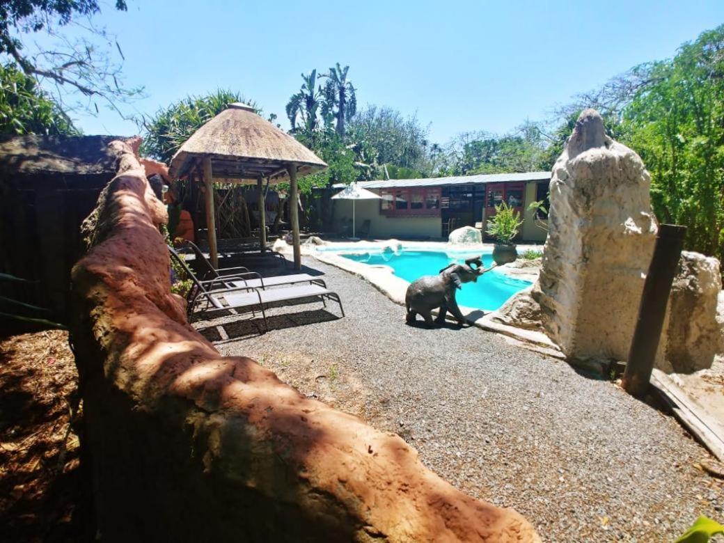 Pumusa Bushcamp Hluhluwe Εξωτερικό φωτογραφία